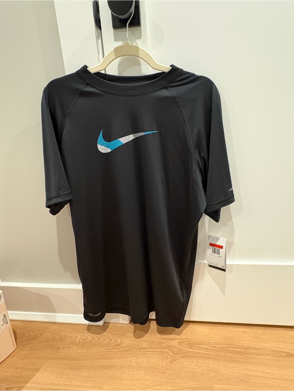 New Nike Black Dri-FIT Athletic Swim Tee with  Swoosh UPF 40 size Large